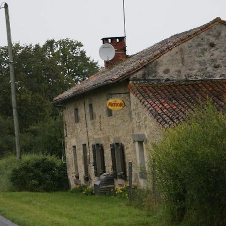 Chez Gondat Chambre D'Hotes Saint-Martial-sur-Isop エクステリア 写真