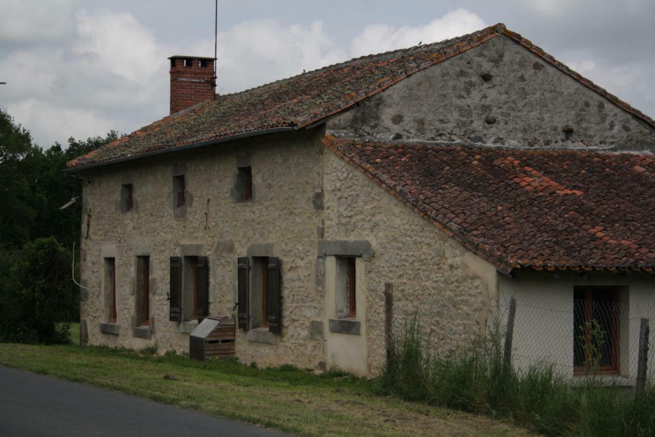 Chez Gondat Chambre D'Hotes Saint-Martial-sur-Isop エクステリア 写真